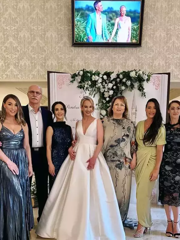 andreea-raducan-nunta-sandra-izbasa-3