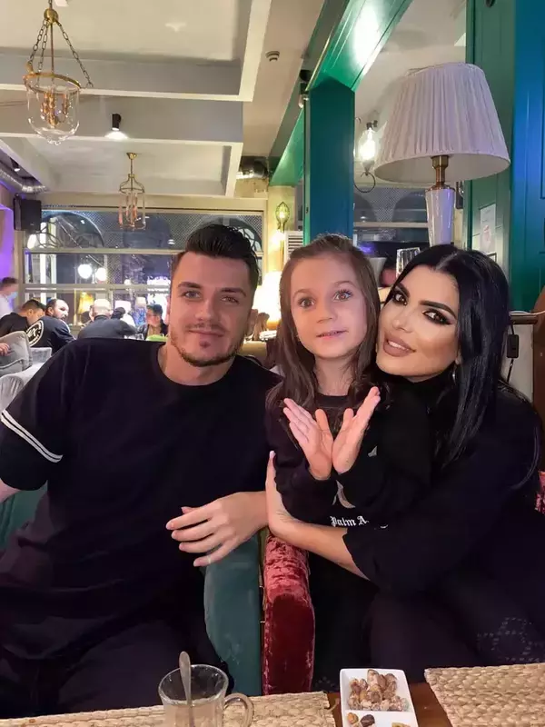 andreea tonciu si daniel niculescu familie
