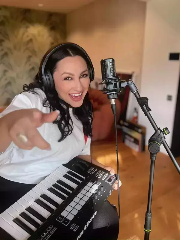 Andra Măruță studio casa