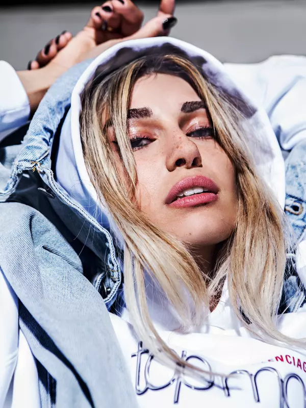 Alina Eremia x Oriflame