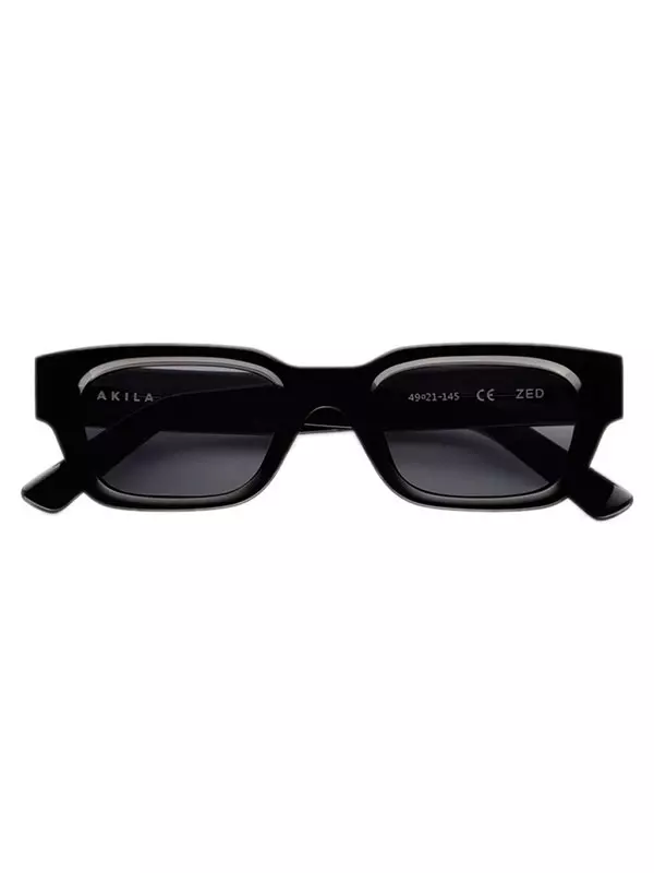 Ochelari de soare, Akila, 120 euro, www.sunglasscurator.com