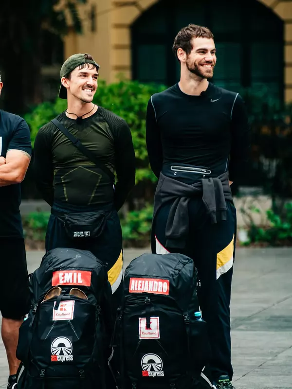 1. Emil Rengle și Alejandro Fernandez