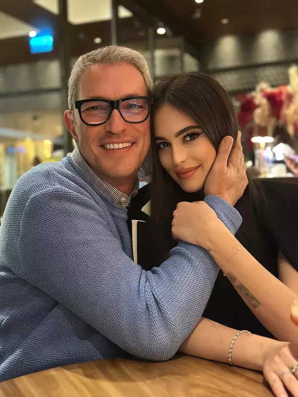 1. Eva Zaharescu și Andrei Zaharescu