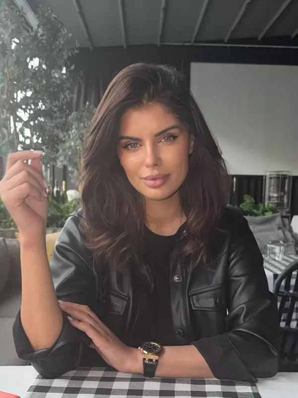 1. Ileana Lazariuc