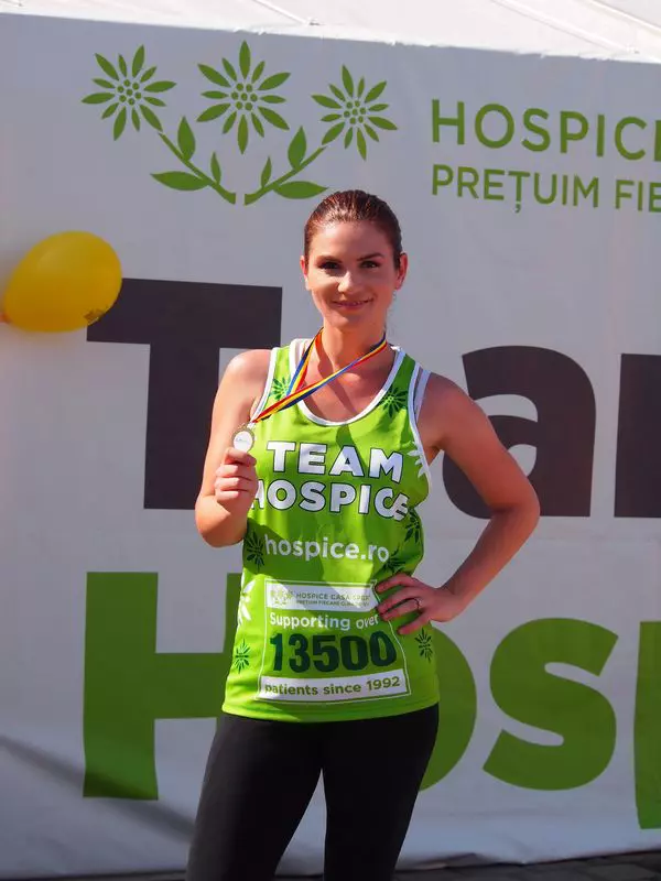 Ellie White semimaraton