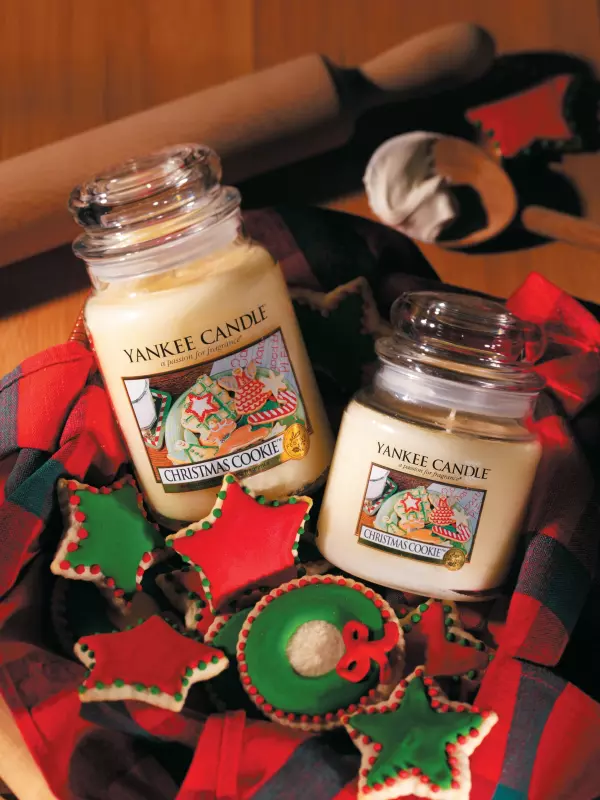 Lumânare Yankee Candle cu aroma de prăjituri