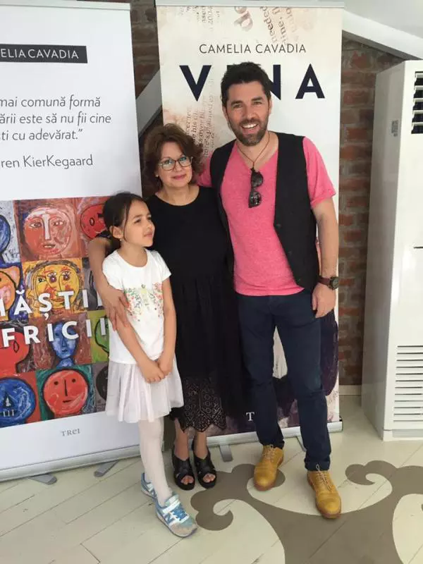 Camelia Cavadia, Alex Dima si fiica lui, Sara