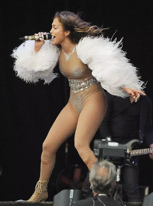 Jennifer Lopez Performs In Hyde Park