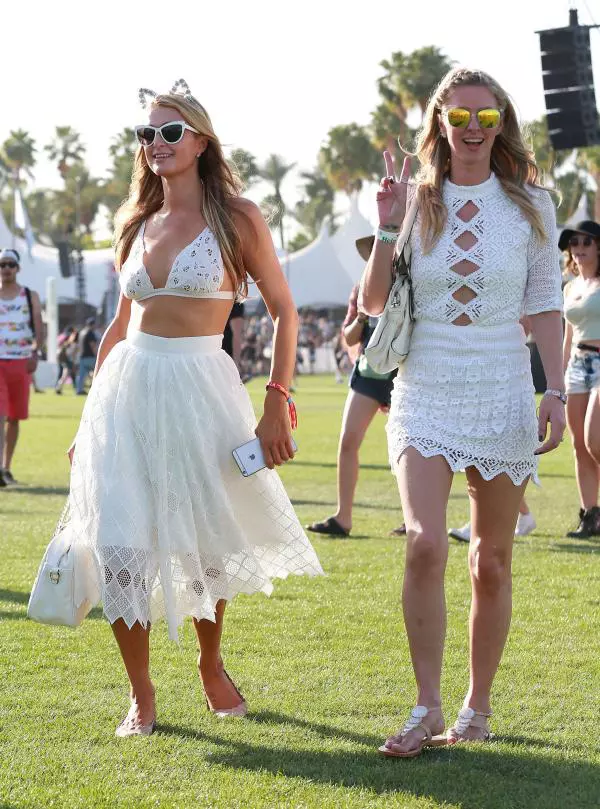 Paris si Nicky Hilton