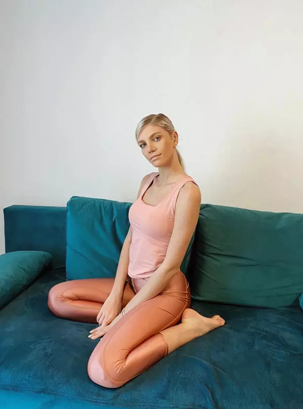 24 de ore în izolare cu… Bianca Giurcanu