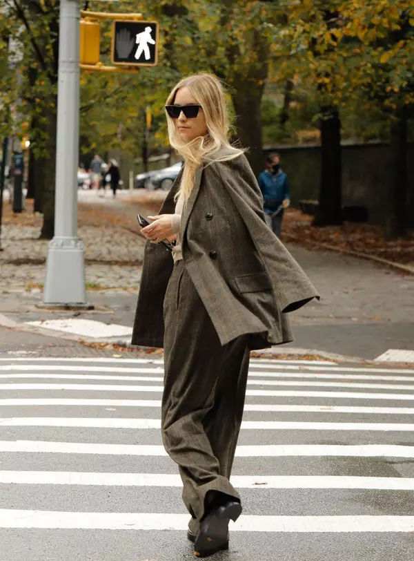 @thefashionguitar