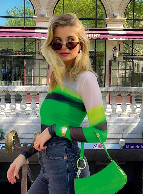 A touch of green (@xeniadonts)