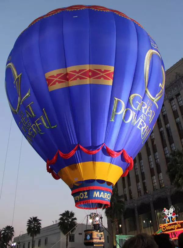 Lansarea filmului ' 'Oz The Great And Powerful'