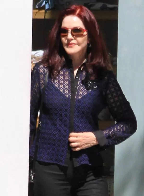 Priscilla Presley