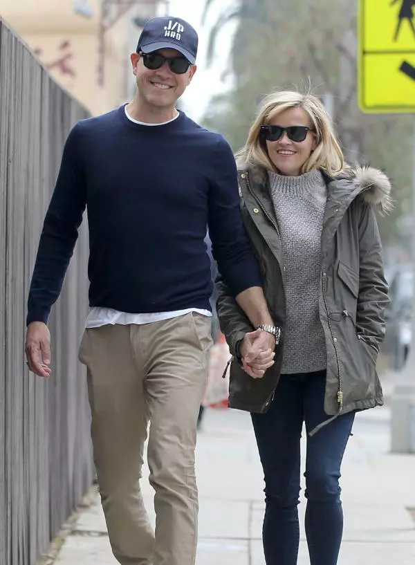 Cu sotul ei, Jim Toth