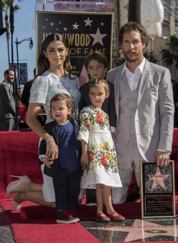 Matthew McConaughey, Camila Alves, Levi, Vida si Livingston