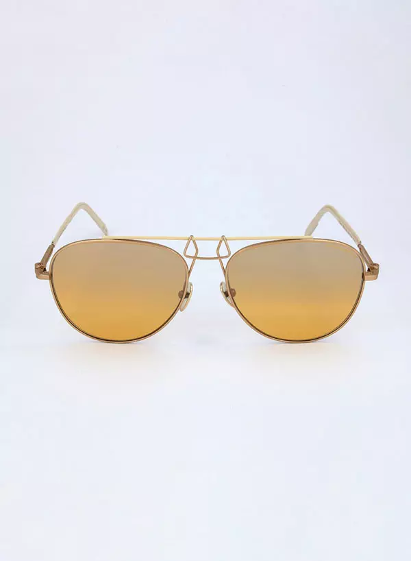 Forma aviator supradimensionată (Ochelari de soare Calvin Klein, 699,99 lei, www.fashiondays.ro)