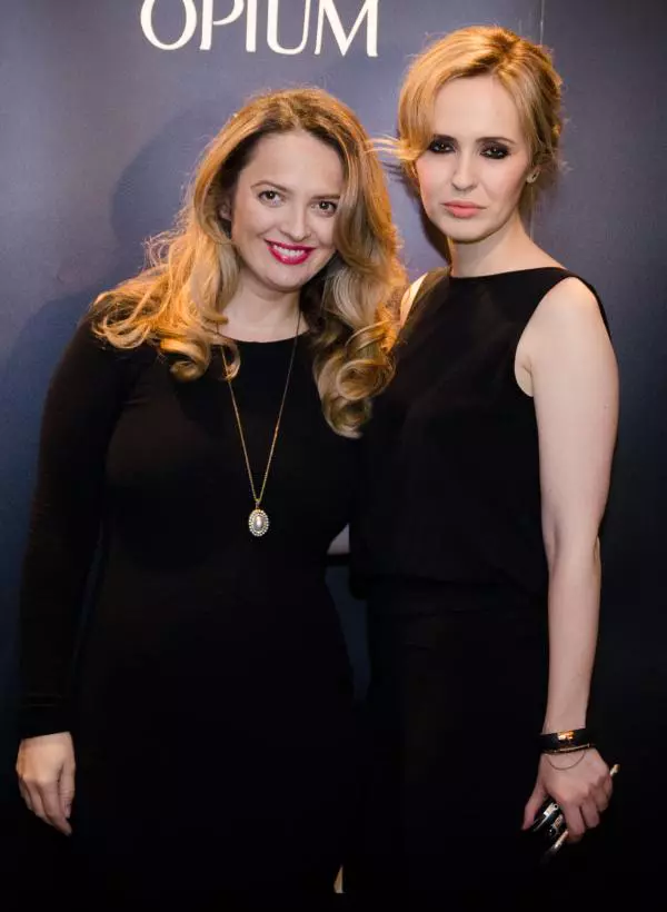 Cristina Sima si Iulia Stan (L'oreal)