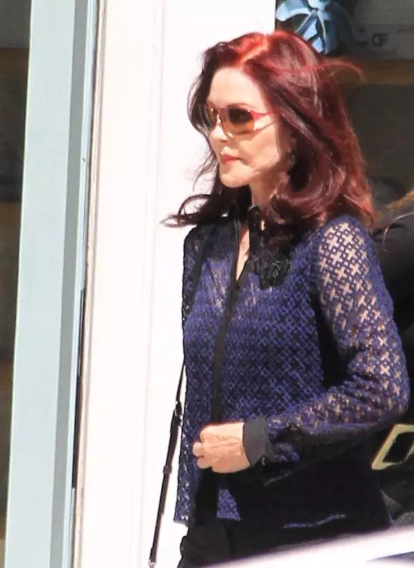 Priscilla Presley