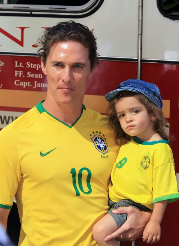 Matthew McConaughey si Levi