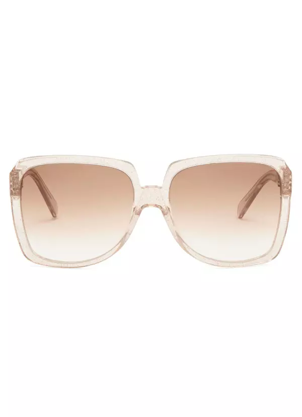 Cu ramă transparentă (Ochelari de soare Celine, 1.860 lei, www.matchesfashion.com)