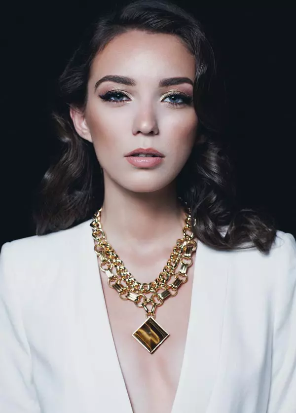 Machiaj "ochi de pisica"