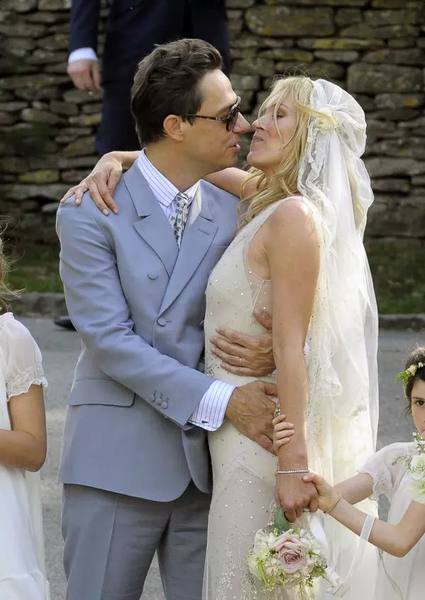 Kate Moss si Jamie Hince, la nunta lor, 2011