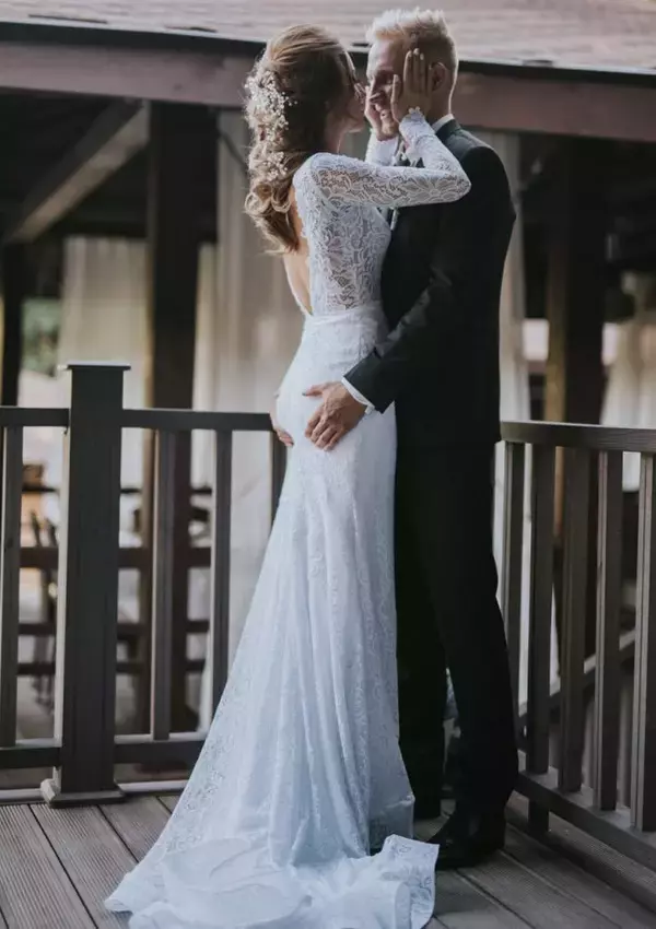 Elena-Voscoboinic-_i-so_ul-ei-819x1024-1