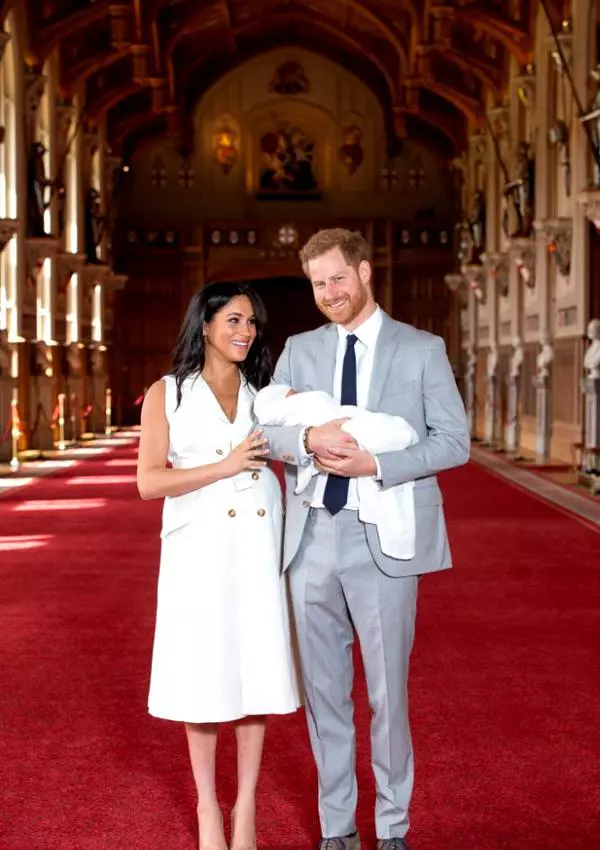 Meghan-Markle-si-bebelusul-5-2-1-1-683x1024-683x1024