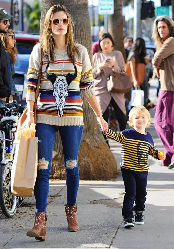 Alessandra Ambrosio si Noah