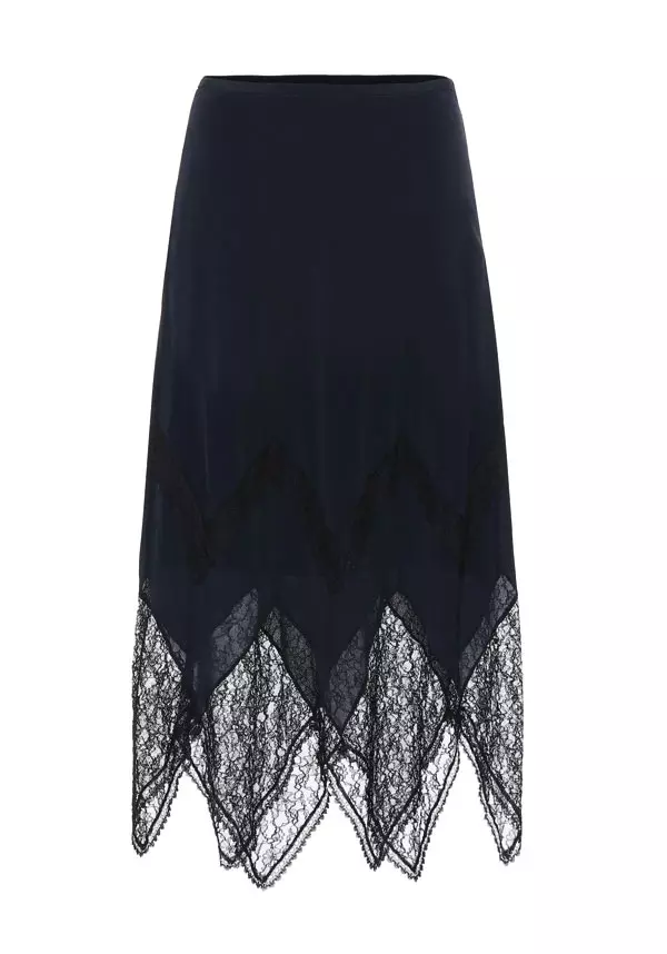 Fustă din mătase, See By Chloé, 360 euro, www.mytheresa.com