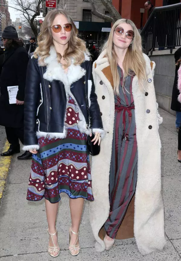 Suki si Immy Waterhouse