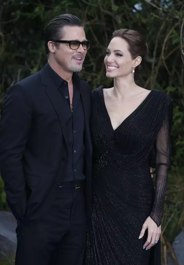 Brad Pitt si Angelina Jolie 