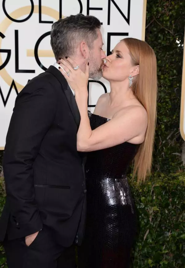 Amy Adams si Darren Le Gallo la Globurile de Aur