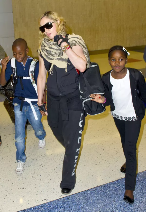 Madonna cu David si Mercy