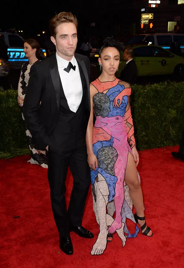 Robert Pattinson si FKA Twigs