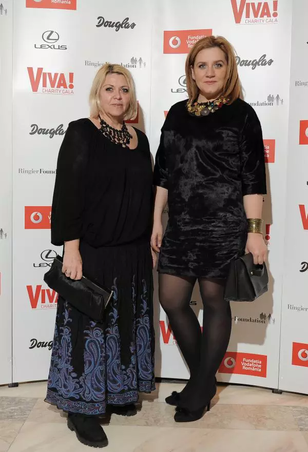 Adriana Irimescu si Laura Merdescu (Ringier)