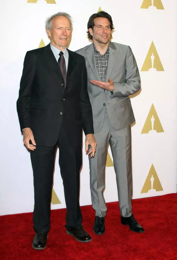 Clint Eastwood si Bradley Cooper
