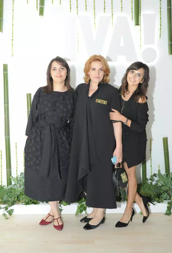 Roxana Constantinescu, Laura Merdescu si Alexandra Coman (Ringier)