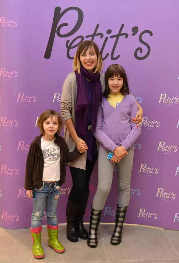 Roxana Iliescu si fiicele ei, Vanessa si Teresa