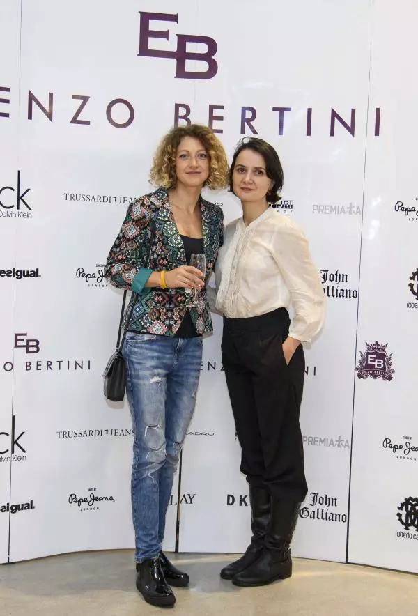 Monica Pop și Iuliana Alexa (Ringier)