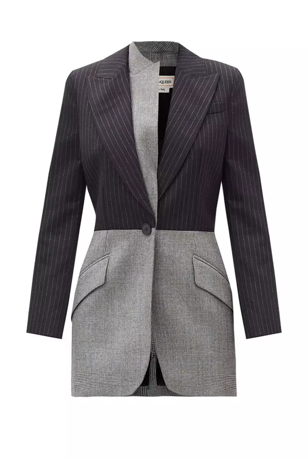 Sacou din stofă de lână, Alexander McQueen, 9.100 lei, magazinul Casa Frumoasă Radisson Ladies