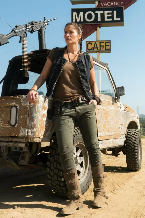 FTWD_RF_2388-RT