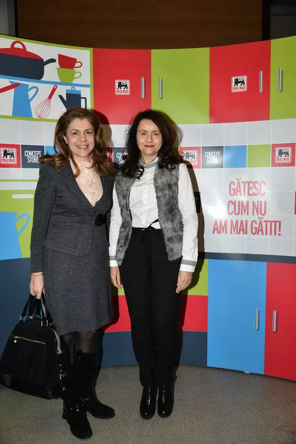 Mihaela Geoana si Veronica Savanciuc