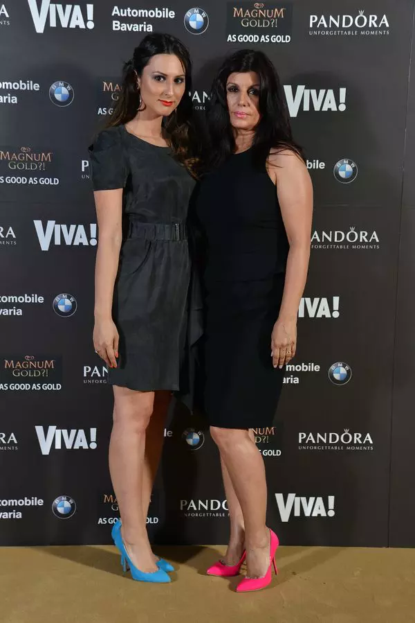 Carmen Seitan (Moschino) si Oana Orban