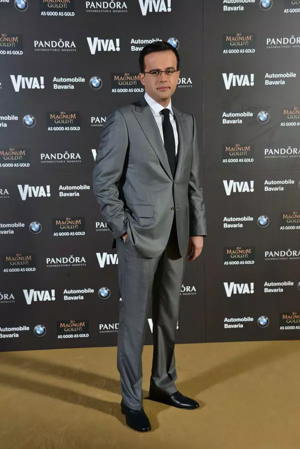 Mihai Gadea (Couture Ermenegildo Zegna, pantofi Damat)