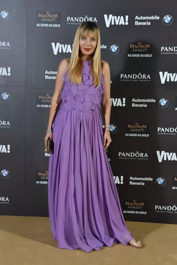 Roxana Iliescu-rochie Deea Buzdugan