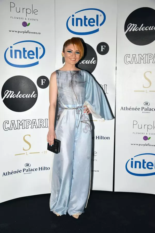 Alexandra Ungureanu (ţinută Cristina Sabaiduc)