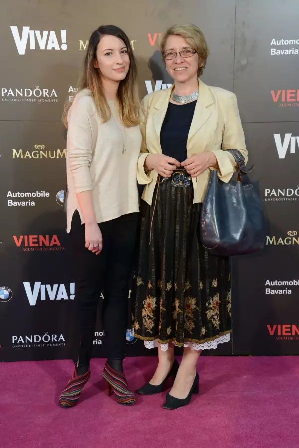 Cristina si Maria Guseth