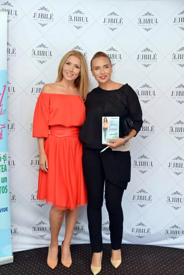 Carmen Bruma si Adina Halas